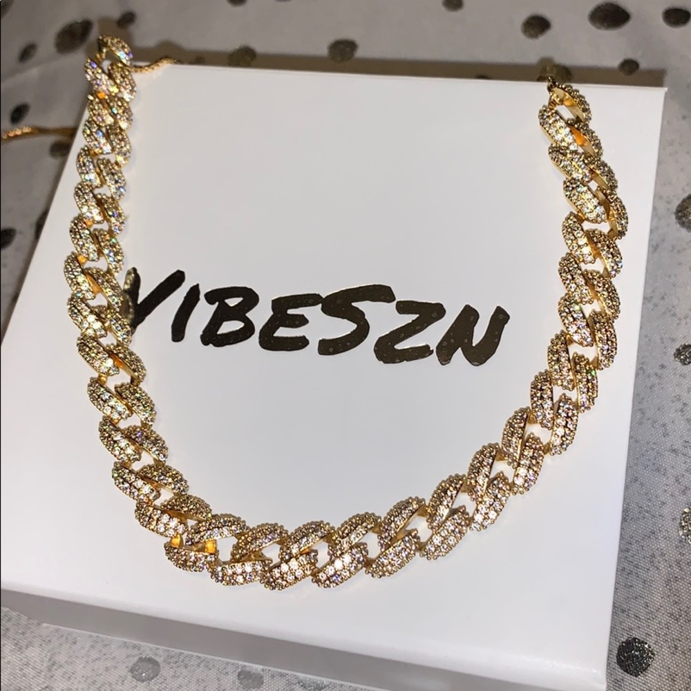 Cuban Link Choker NWOT